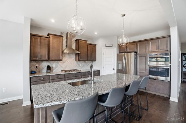 2759 Buckridge Drive, Cincinnati, OH 45233