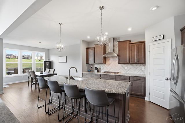 2759 Buckridge Drive, Cincinnati, OH 45233