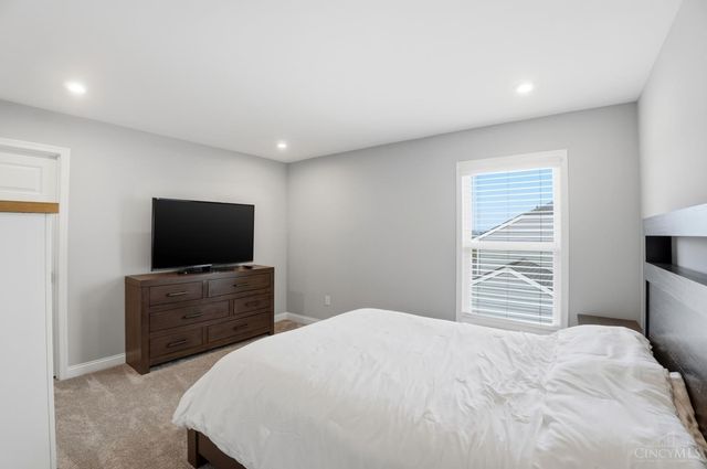 2759 Buckridge Drive, Cincinnati, OH 45233