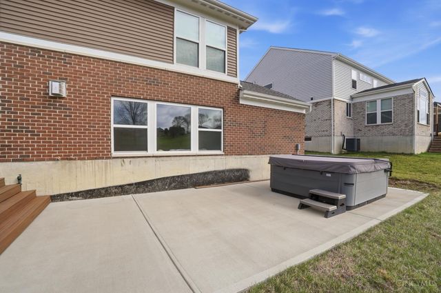 2759 Buckridge Drive, Cincinnati, OH 45233