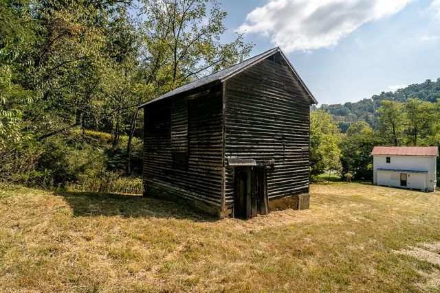 4771 MILL CREEK RD, Mt Jackson, VA 22842