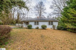 111 Kreswell Circle, Spartanburg, SC 29302