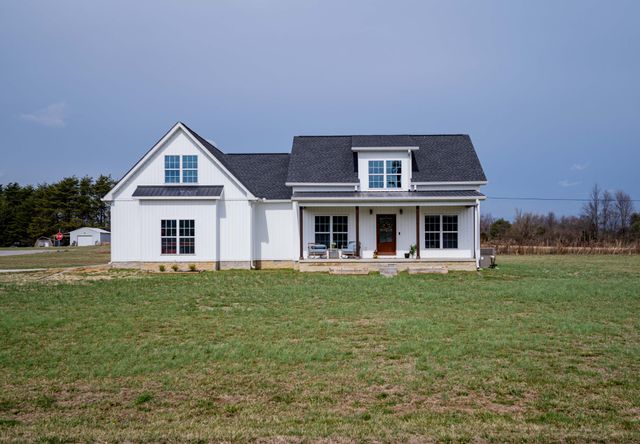 194 SunnyView Ln, Cookeville, TN 38501