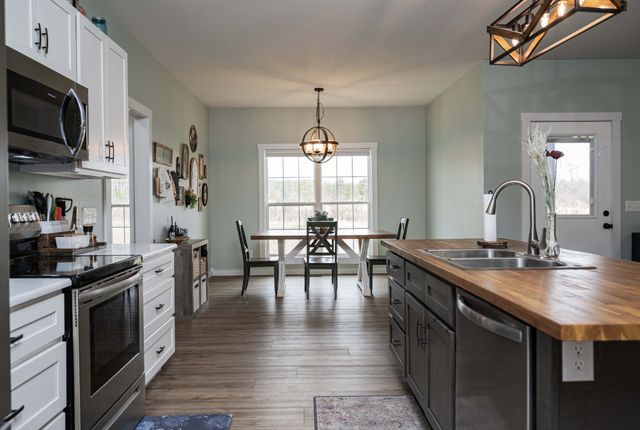 194 SunnyView Ln, Cookeville, TN 38501