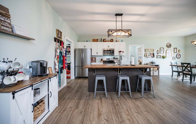 194 SunnyView Ln, Cookeville, TN 38501