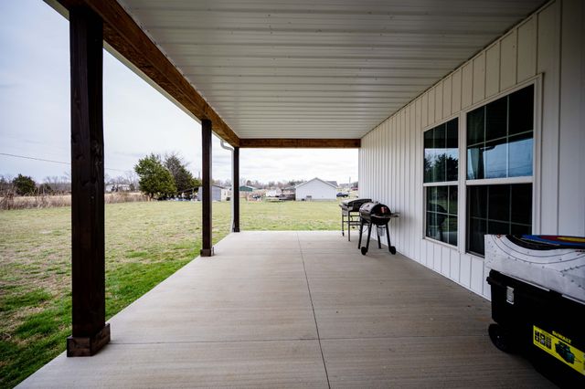 194 SunnyView Ln, Cookeville, TN 38501