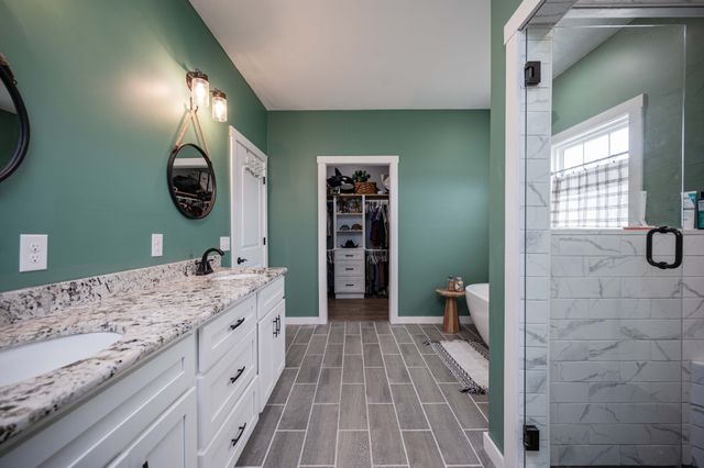 194 SunnyView Ln, Cookeville, TN 38501