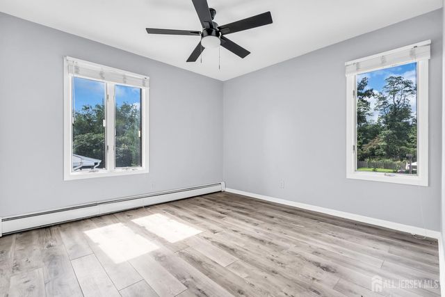 1595 E 2nd Street 3, Scotch Plains, NJ 07076