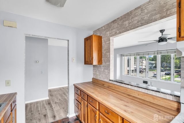 1595 E 2nd Street 3, Scotch Plains, NJ 07076