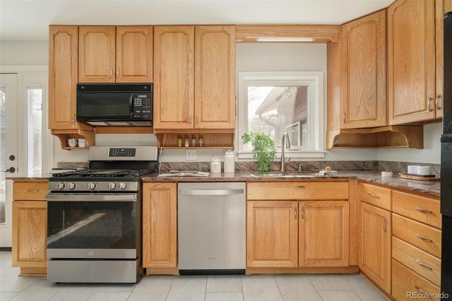 9656 Rensselaer Drive, Arvada, CO 80004