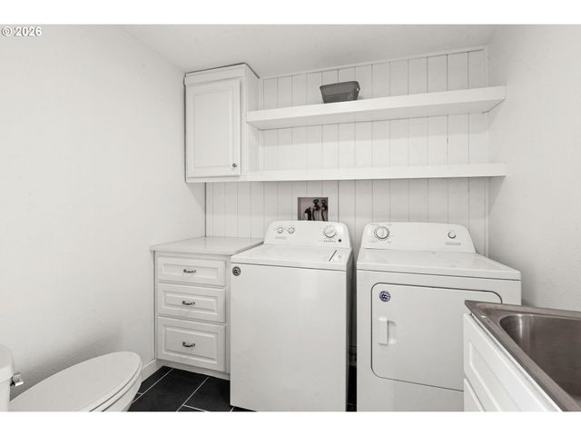 715 Sw 27TH St, Pendleton, OR 97801