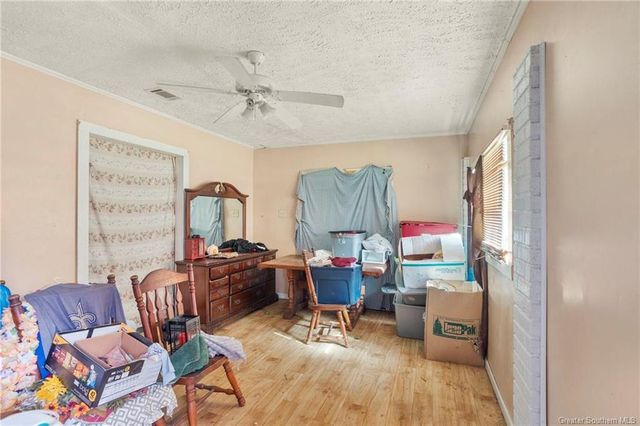 915 Mckinley Street, Jennings, LA 70546