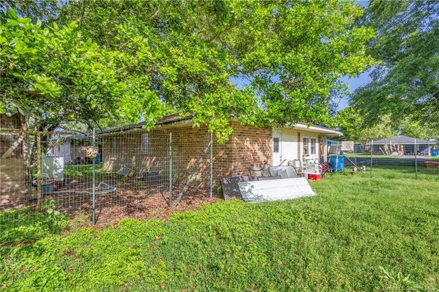 915 Mckinley Street, Jennings, LA 70546