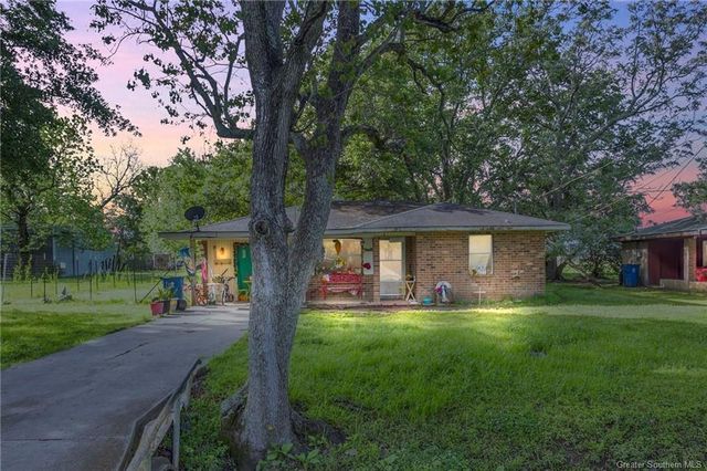 915 Mckinley Street, Jennings, LA 70546