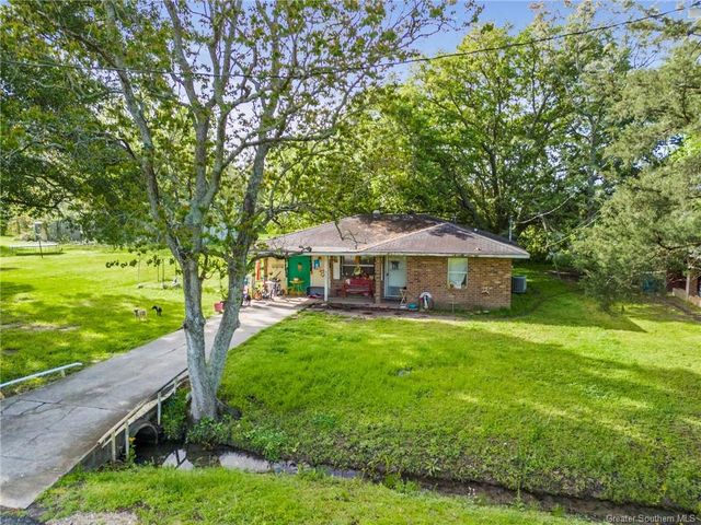 915 Mckinley Street, Jennings, LA 70546