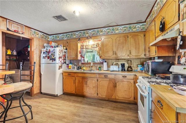 915 Mckinley Street, Jennings, LA 70546