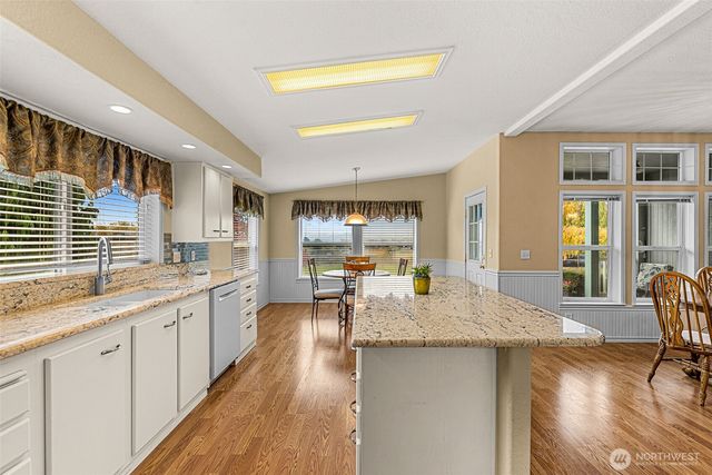 420 Sunnyslope Heights Road, Wenatchee, WA 98801