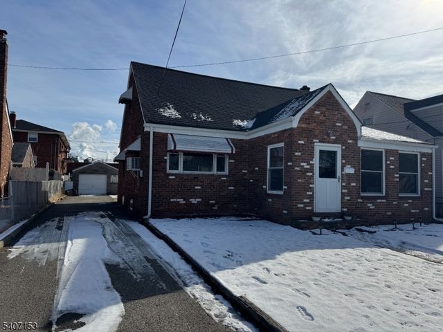 1632 Essex Ave, Linden City, NJ 07036