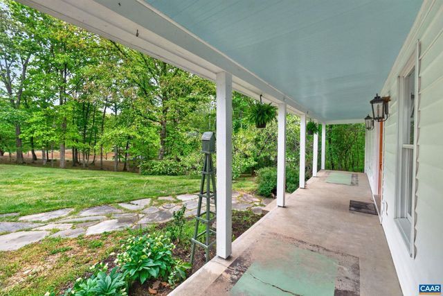 1206 SOUTH KESWICK DR, Troy, VA 22974