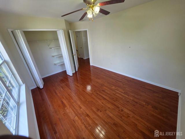 1301 Dahlia Circle, South Brunswick, NJ 08810