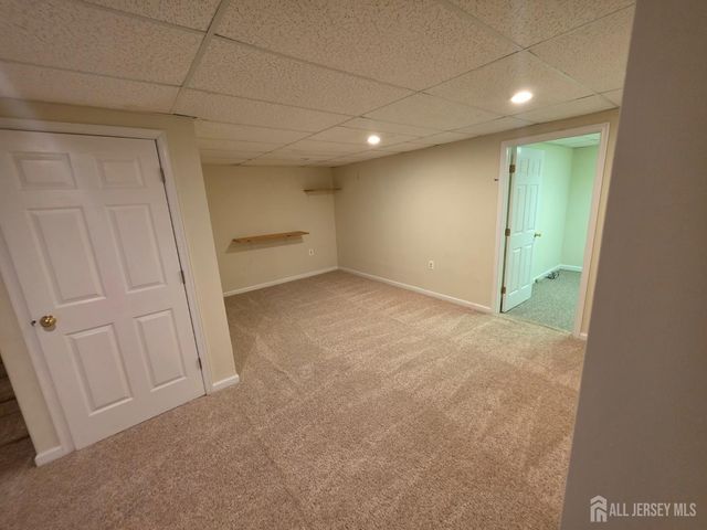 1301 Dahlia Circle, South Brunswick, NJ 08810