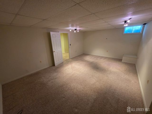 1301 Dahlia Circle, South Brunswick, NJ 08810
