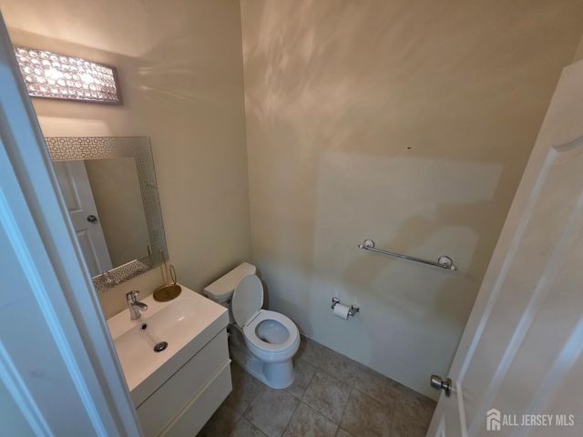 1301 Dahlia Circle, South Brunswick, NJ 08810