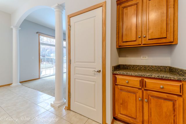 620 Ridge Drive, Elburn, IL 60119