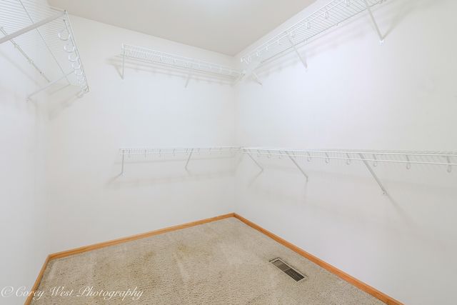 620 Ridge Drive, Elburn, IL 60119