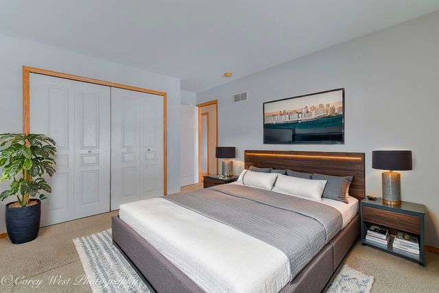 620 Ridge Drive, Elburn, IL 60119