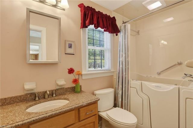 5437 Hargrove BLVD, Virginia Beach, VA 23464