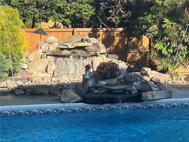 5437 Hargrove BLVD, Virginia Beach, VA 23464