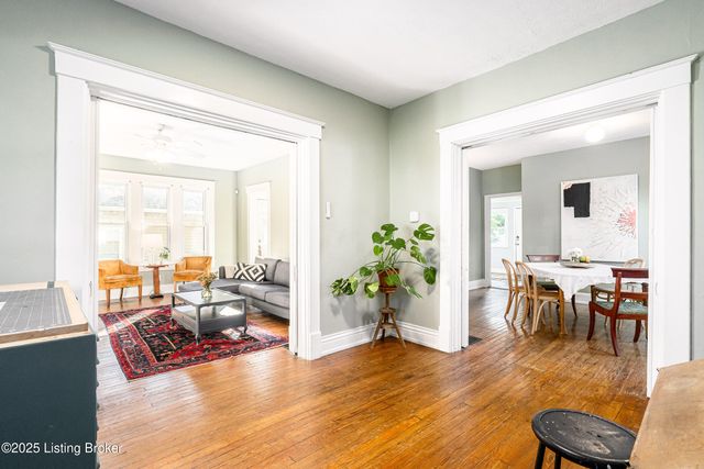 1012 Bluegrass Ave, Louisville, KY 40215