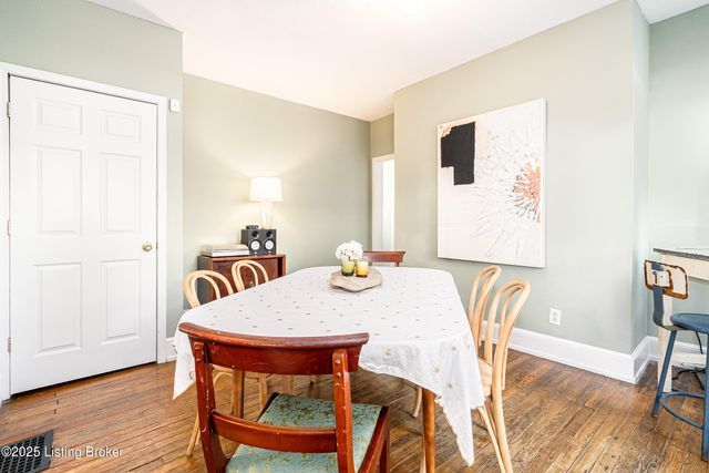 1012 Bluegrass Ave, Louisville, KY 40215