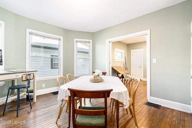 1012 Bluegrass Ave, Louisville, KY 40215
