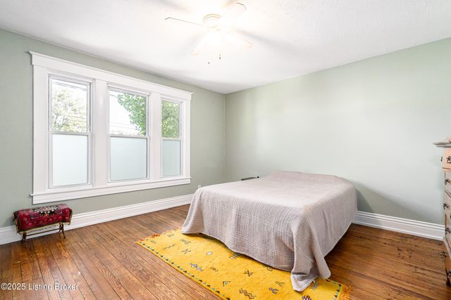 1012 Bluegrass Ave, Louisville, KY 40215