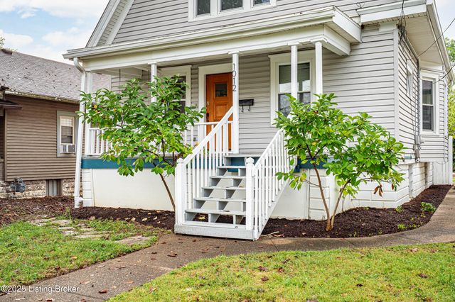 1012 Bluegrass Ave, Louisville, KY 40215