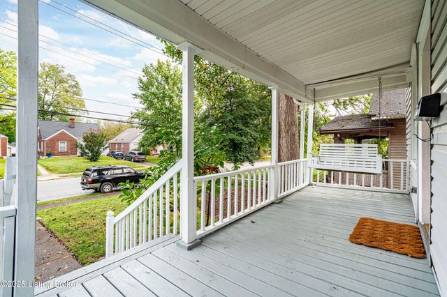 1012 Bluegrass Ave, Louisville, KY 40215