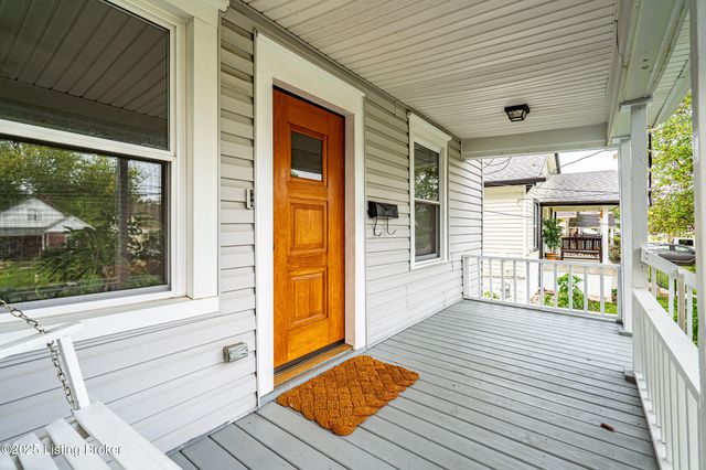 1012 Bluegrass Ave, Louisville, KY 40215