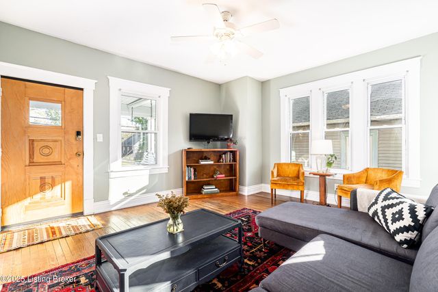 1012 Bluegrass Ave, Louisville, KY 40215