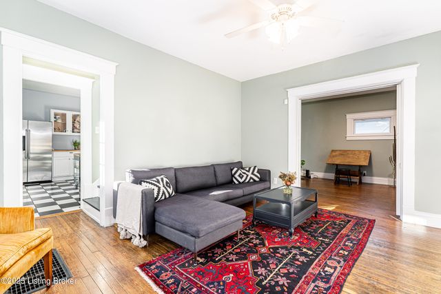1012 Bluegrass Ave, Louisville, KY 40215