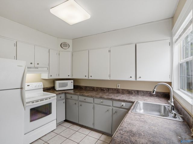 2707 Hastings Road SW, Huntsville, AL 35801