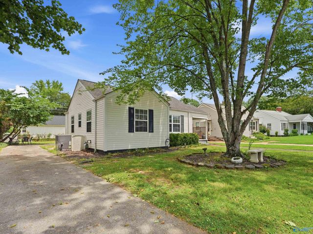2707 Hastings Road SW, Huntsville, AL 35801