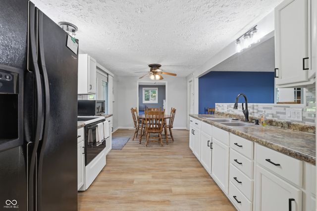 6224 Grouse Drive, Nineveh, IN 46164