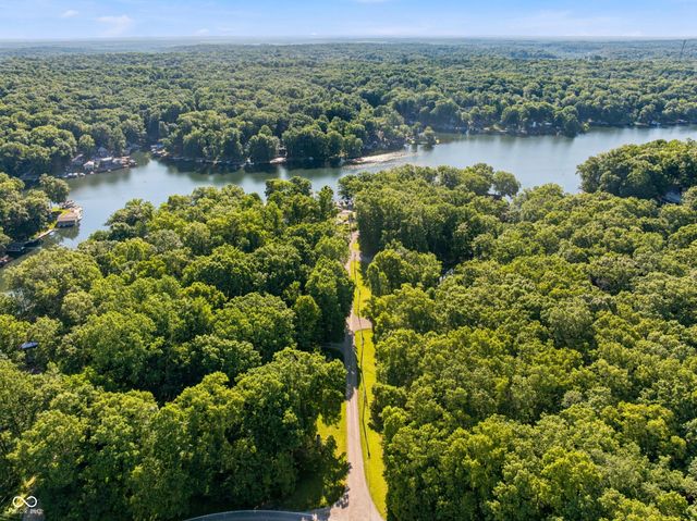 6224 Grouse Drive, Nineveh, IN 46164