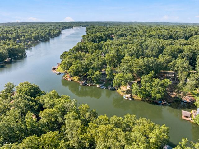 6224 Grouse Drive, Nineveh, IN 46164