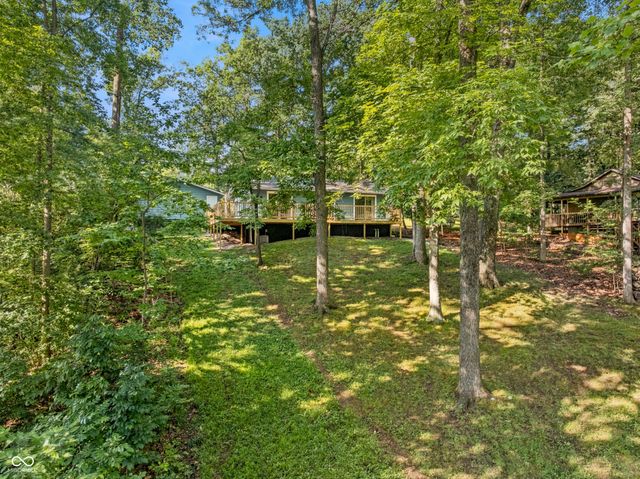 6224 Grouse Drive, Nineveh, IN 46164