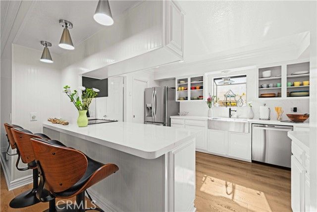 86 Via Di Roma Walk, Long Beach, CA 90803