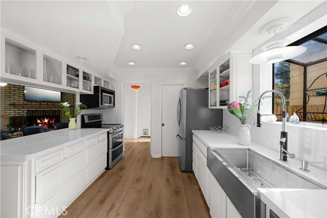 86 Via Di Roma Walk, Long Beach, CA 90803