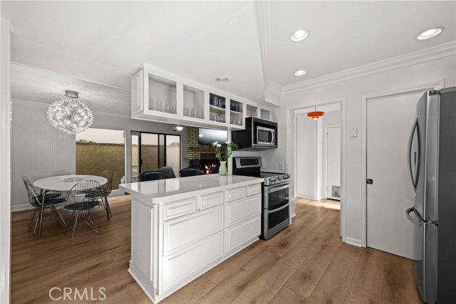 86 Via Di Roma Walk, Long Beach, CA 90803